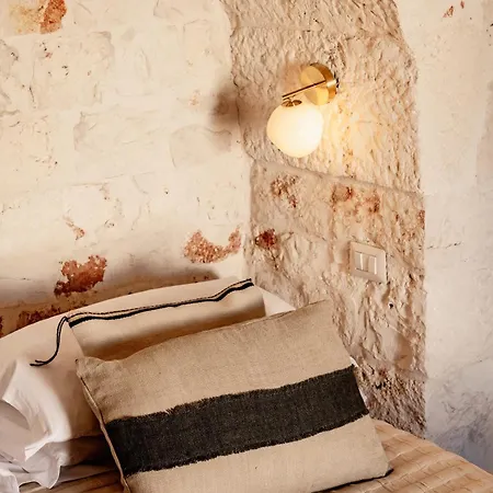 Trullo Badra Villa *